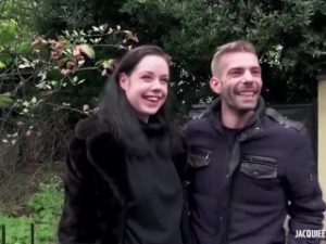 Jacquie et Michel Tv: Candice étudiante salope française se fait défoncer !